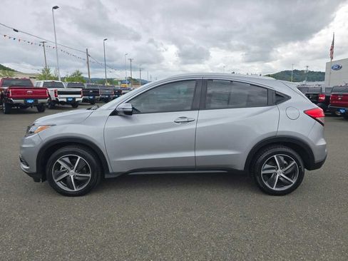Used 2022 Honda HR-V EX image 2