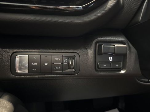 Used 2024 Chevrolet Silverado EV RST image 32