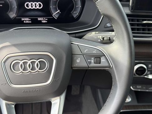 Used 2025 Audi Q5 e Premium AWD/4WD image 30