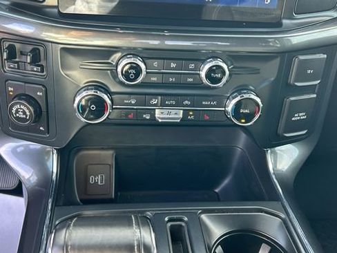 Certified 2022 Ford F150 XLT w/ Equipment Group 302A High image 21