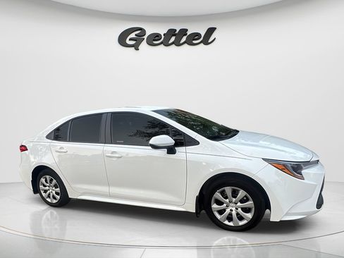 Certified 2026 Toyota Corolla LE FWD image 3