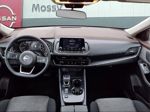 Certified 2021 Nissan Rogue S image 15