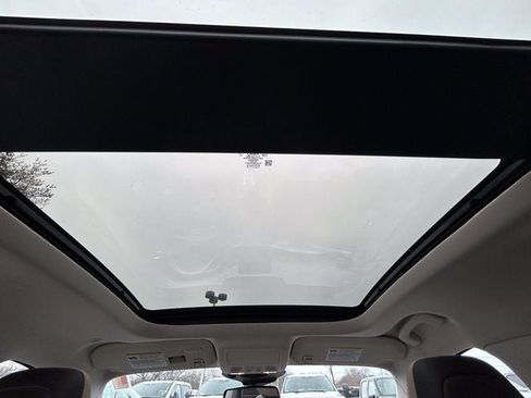 Used 2021 Ford Escape Titanium image 26