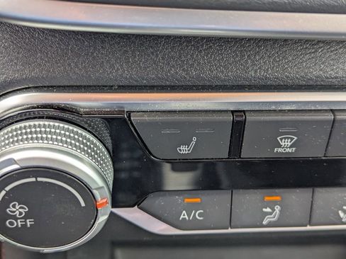 Used 2020 Nissan Altima 2.5 SR w/ Premium Package FWD image 23