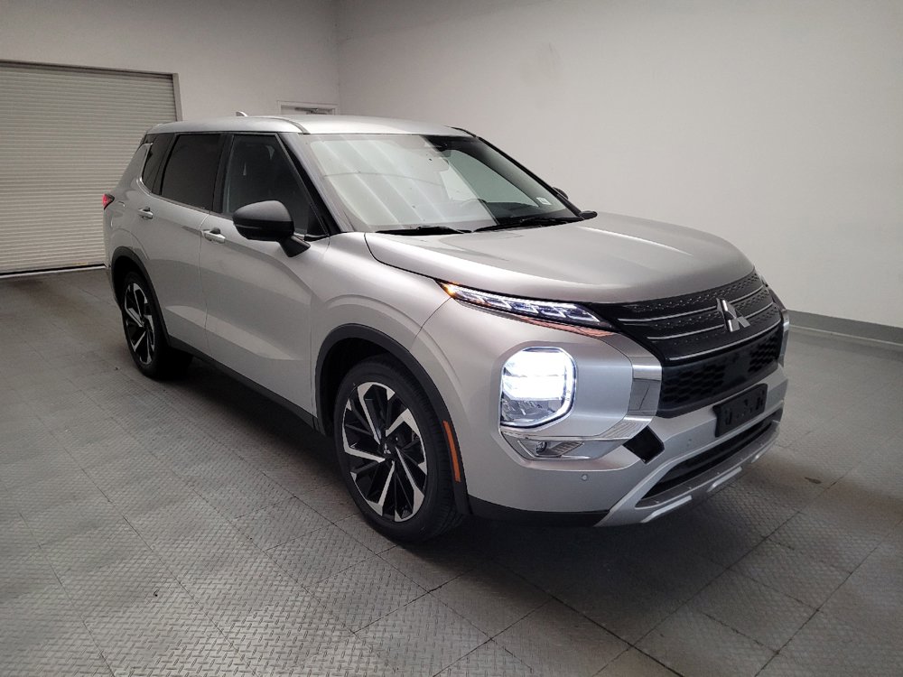 Used 2022 Mitsubishi Outlander SE FWD image 13