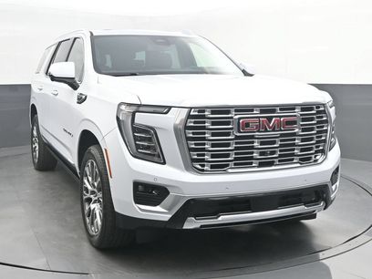 Used 2026 GMC Yukon Denali w/ Sun & Power Step Package