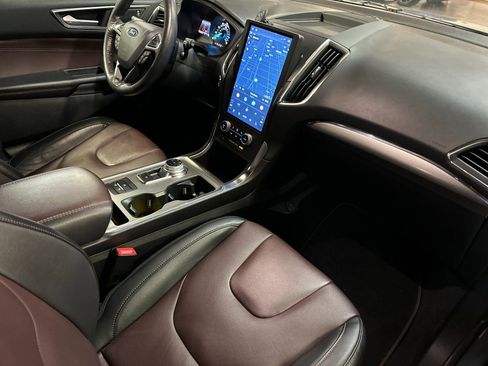 Used 2022 Ford Edge Titanium w/ Equipment Group 301A image 15