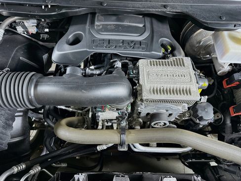 Used 2022 RAM 1500 Big Horn AWD/4WD image 32
