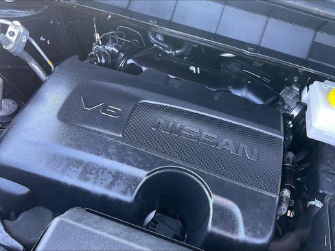 Certified 2024 Nissan Pathfinder SL FWD image 36