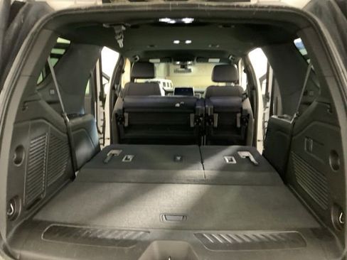 Used 2021 Chevrolet Tahoe LT AWD/4WD image 43