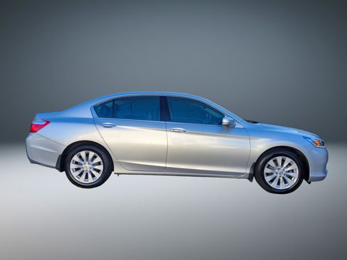 Used 2013 Honda Accord EX-L image 2