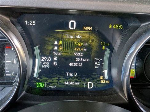 Used 2023 Jeep Wrangler Unlimited w/ 8.4" Radio Group AWD/4WD image 9