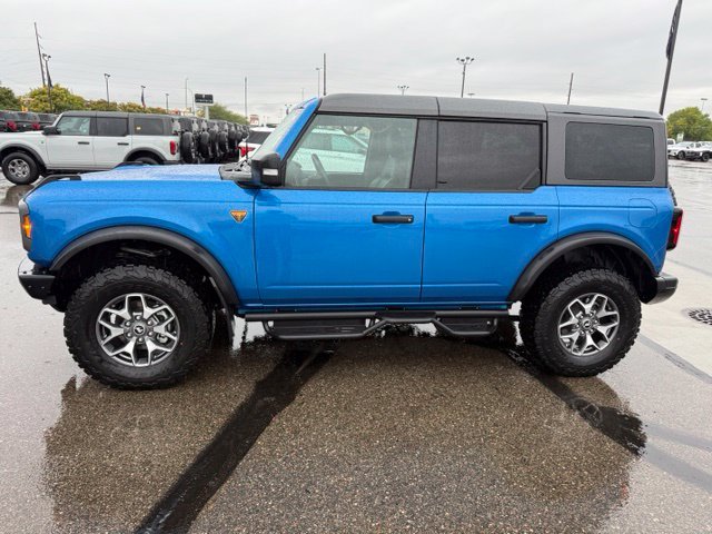 Used 2024 Ford Bronco Badlands AWD/4WD image 7