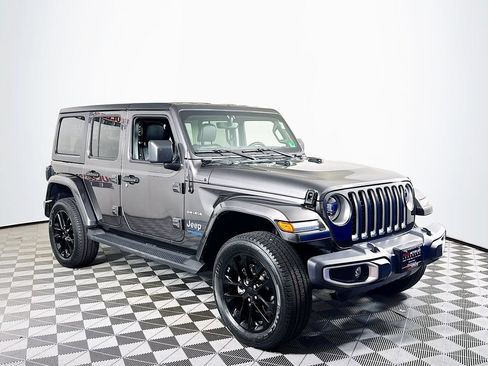 Used 2021 Jeep Wrangler Unlimited Sahara w/ Cold Weather Group AWD/4WD image 1