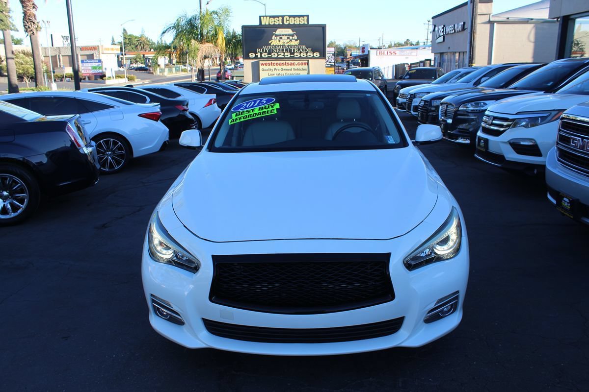 Used 2015 INFINITI Q50 Premium w/ Navigation Package RWD image 3