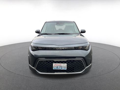 Used 2025 Kia Soul LX w/ LX Technology Package image 2