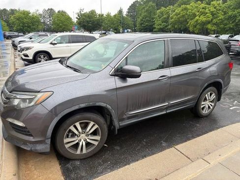 Used 2017 Honda Pilot EX-L image 3
