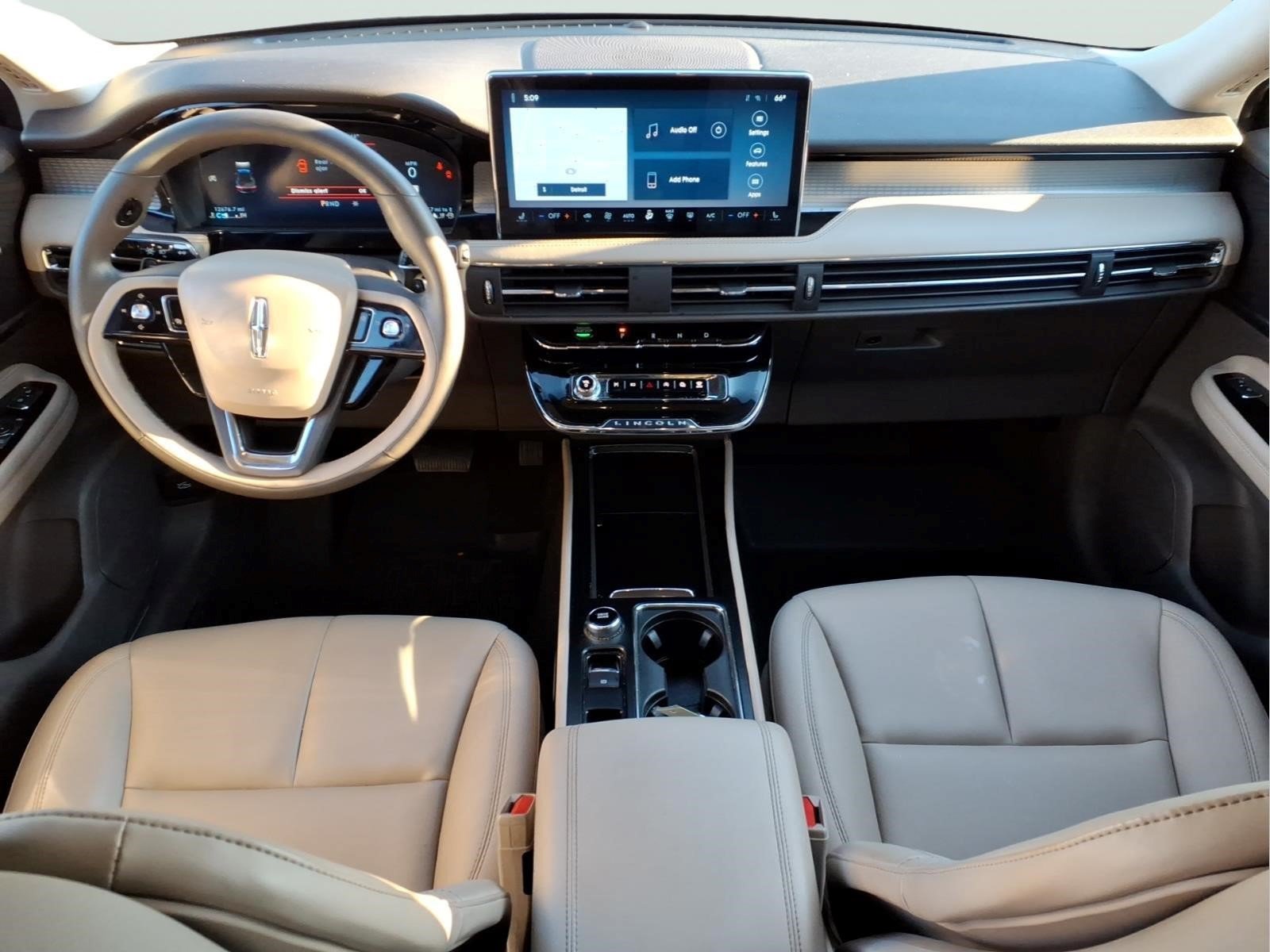 Certified 2023 Lincoln Corsair FWD image 11