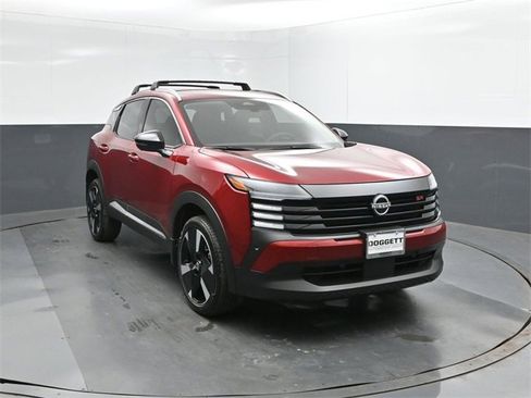 New 2026 Nissan Kicks SR image 22