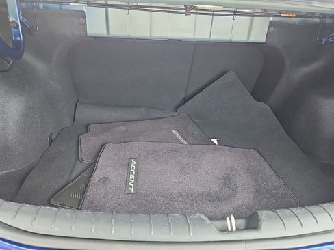 Used 2022 Hyundai Accent SE image 15