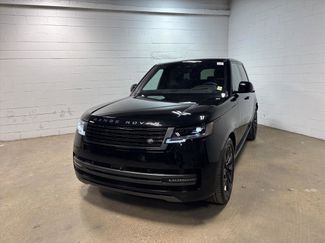 Used 2023 Land Rover Range Rover SE video 2