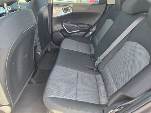 Used 2022 Kia Soul LX w/ Technology Package FWD image 9