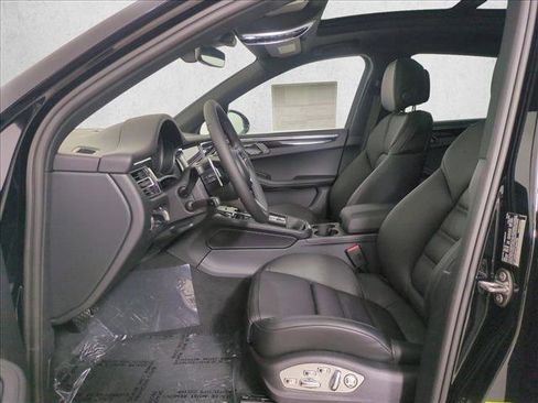 New 2026 Porsche Macan S image 5
