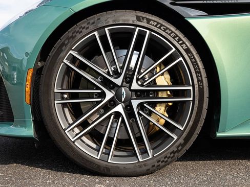 Used 2025 Aston Martin DB12 Convertible RWD image 66