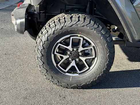 New 2026 Jeep Wrangler Unlimited Rubicon image 11