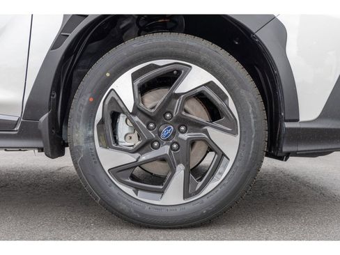 New 2025 Subaru Crosstrek 2.5i Limited w/ Crosstrek Mirror Package image 9