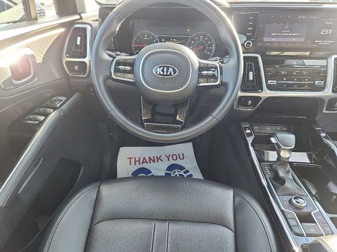 Used 2021 Kia Sorento SX image 11