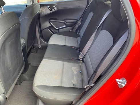Used 2021 Kia Soul S image 14