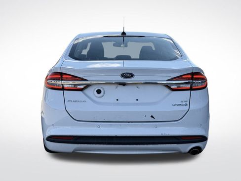 Used 2017 Ford Fusion SE w/ Equipment Group 602A image 10