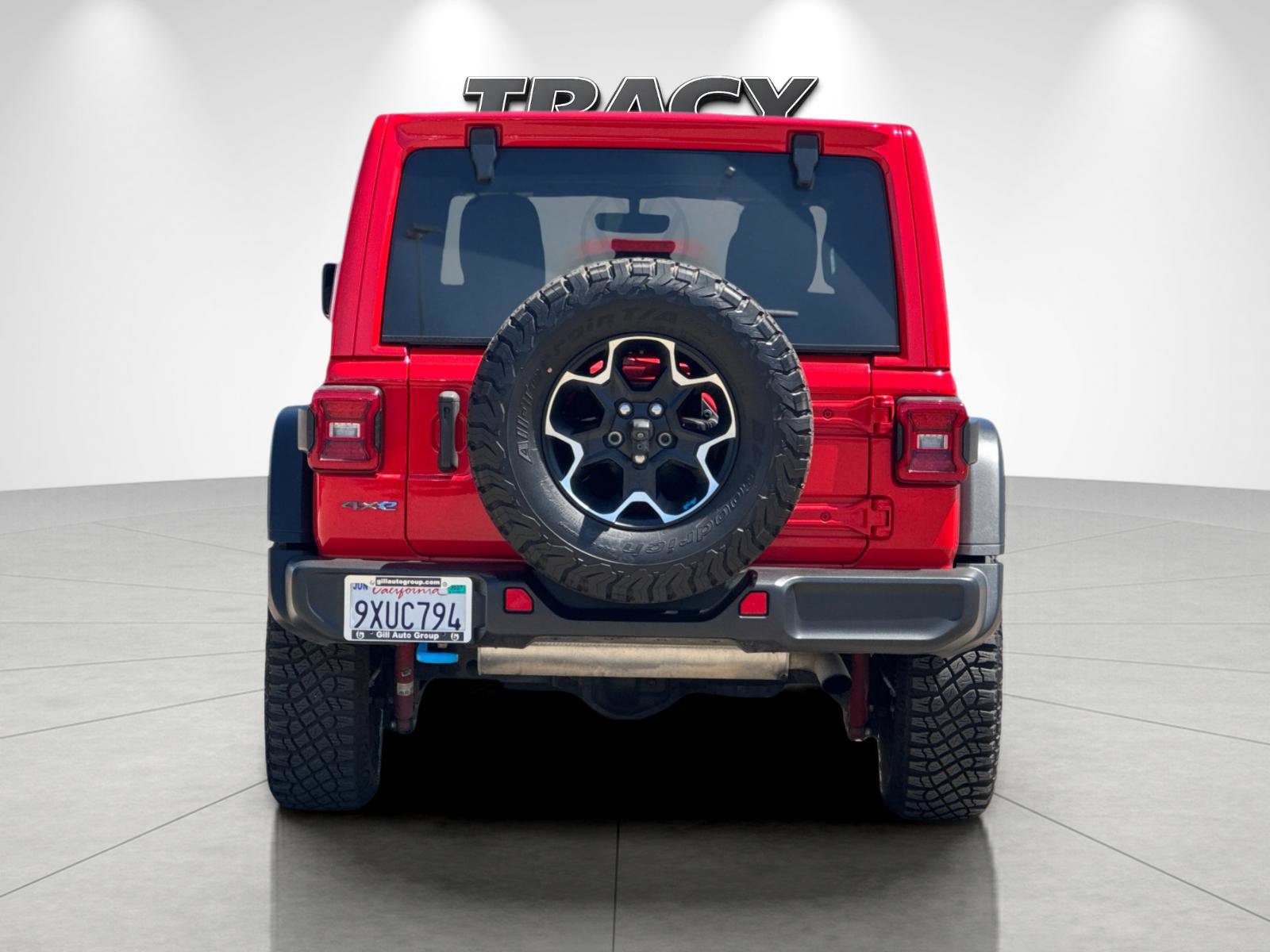 Used 2023 Jeep Wrangler Unlimited Rubicon 4xe w/ Cold Weather Group AWD/4WD image 5