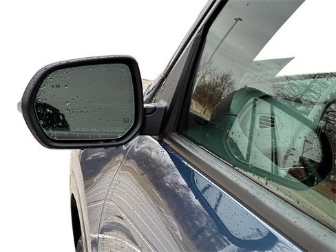 New 2026 Chevrolet Traverse High Country image 10