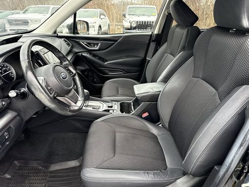 Used 2019 Subaru Forester Premium image 9