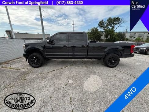 Used 2020 Ford F250 Platinum w/ FX4 Off-Road Package AWD/4WD image 2