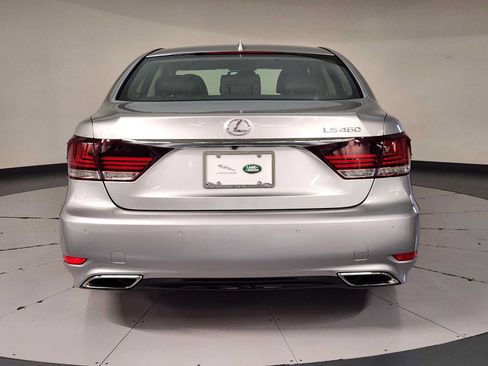 Used 2016 Lexus LS 460 w/ Comfort Package RWD image 10