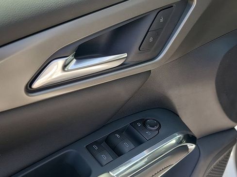 New 2026 Chevrolet Traverse LT FWD image 16