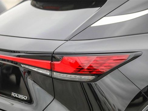 Used 2024 Lexus RX 350 Premium image 9