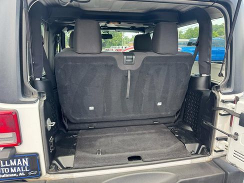 Used 2014 Jeep Wrangler Sport w/ Quick Order Package 24S AWD/4WD image 13