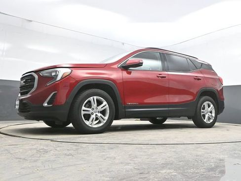 Used 2019 GMC Terrain SLE w/ Driver Convenience Package image 30