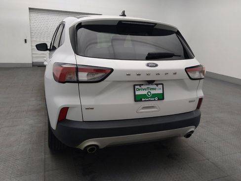 Used 2020 Ford Escape SE image 6