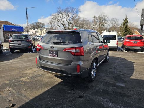 Used 2015 Kia Sorento SX image 11