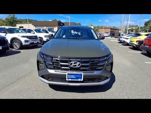 Certified 2025 Hyundai Tucson SE AWD/4WD image 3