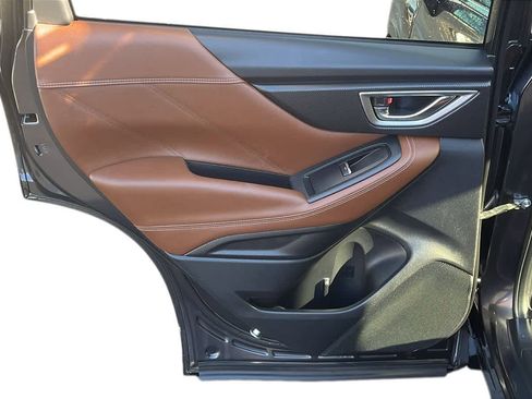 Used 2019 Subaru Forester Touring image 25