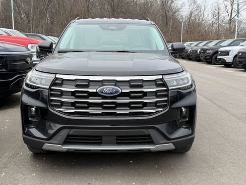 New 2026 Ford Explorer Active w/ Active Comfort Package image 3