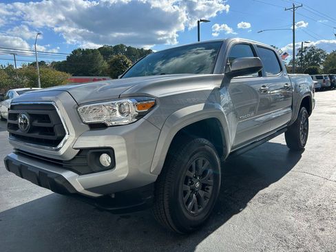 Used 2021 Toyota Tacoma SR5 image 4