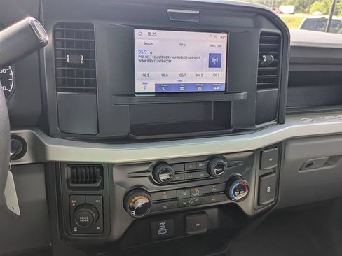 Used 2026 Ford F250 XL w/ STX Appearance Package AWD/4WD image 13