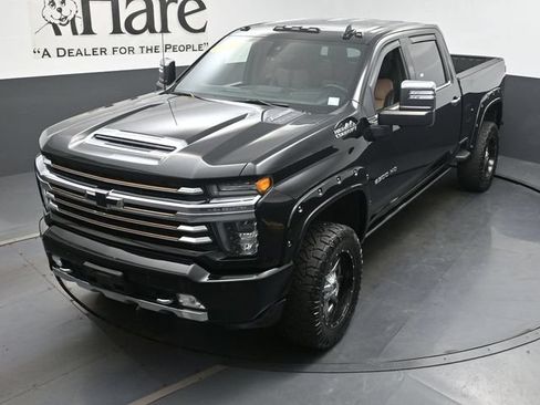 Used 2022 Chevrolet Silverado 2500 High Country w/ Z71 Off-Road Package AWD/4WD image 46